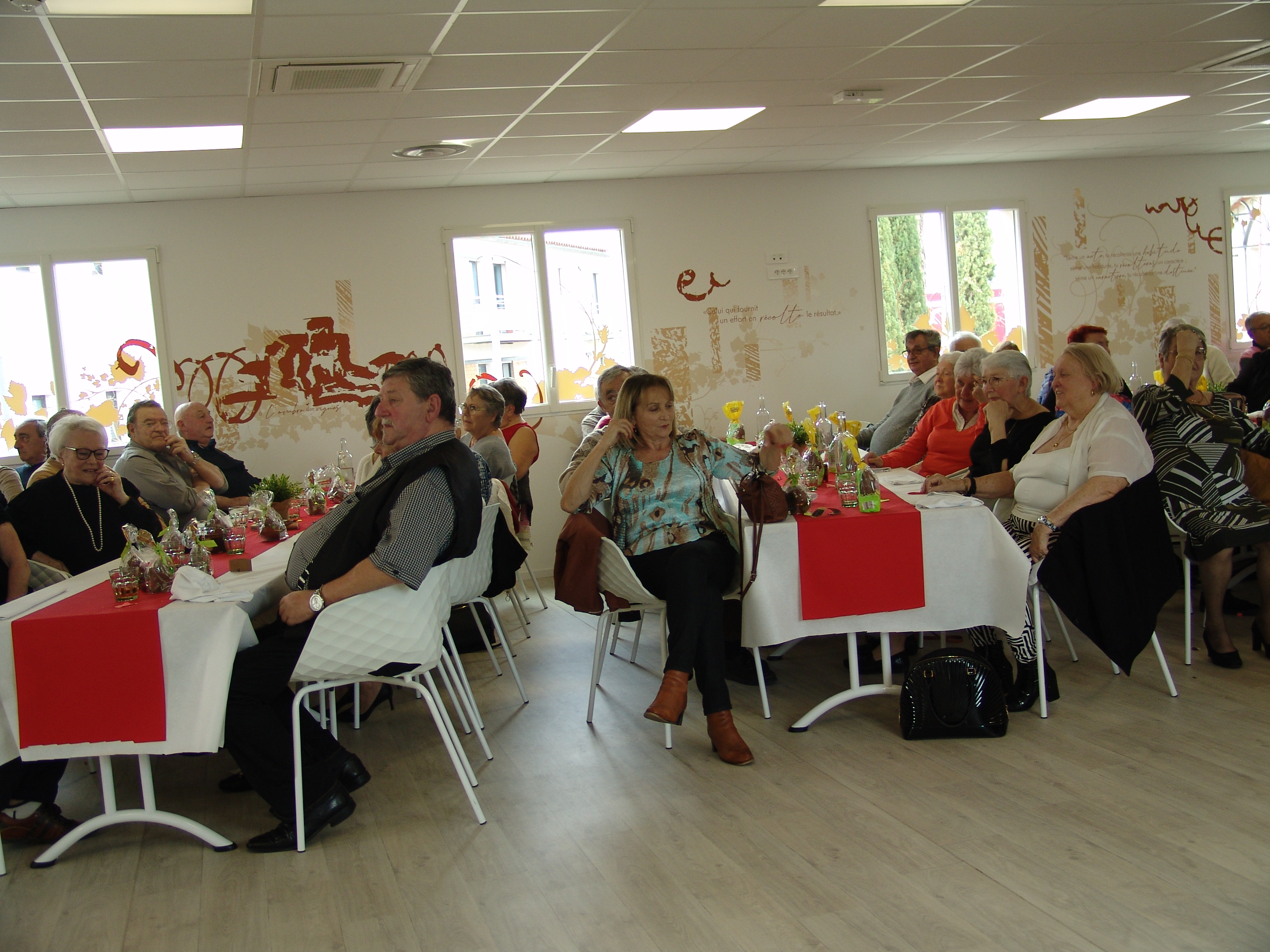 04 repas remise des lots 111 