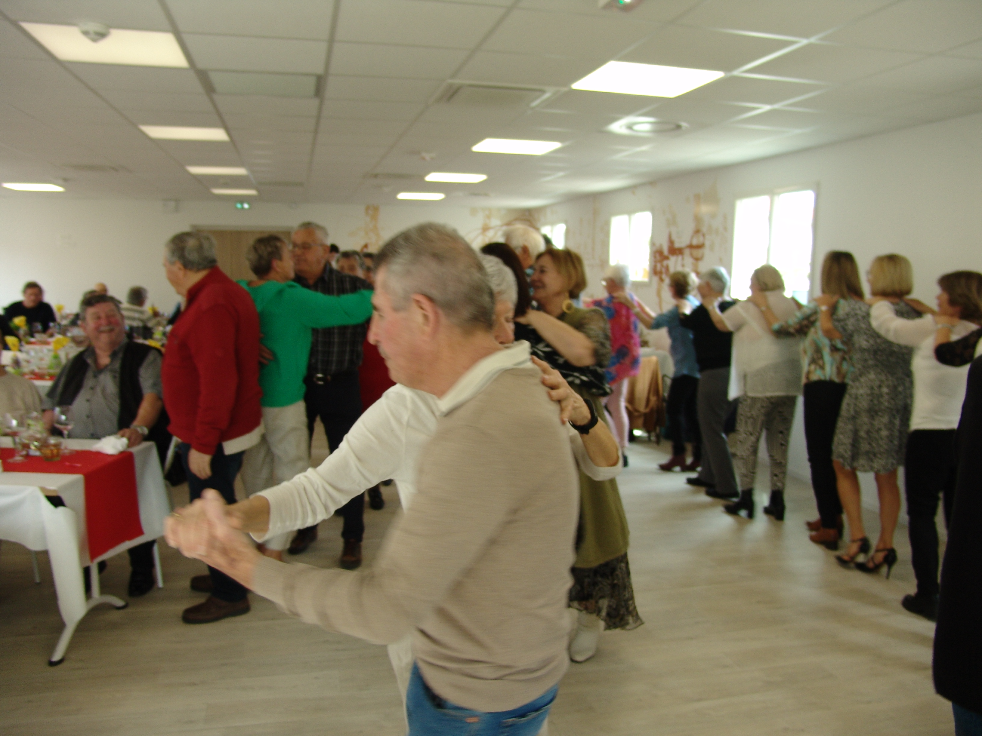 04 repas remise des lots 93 