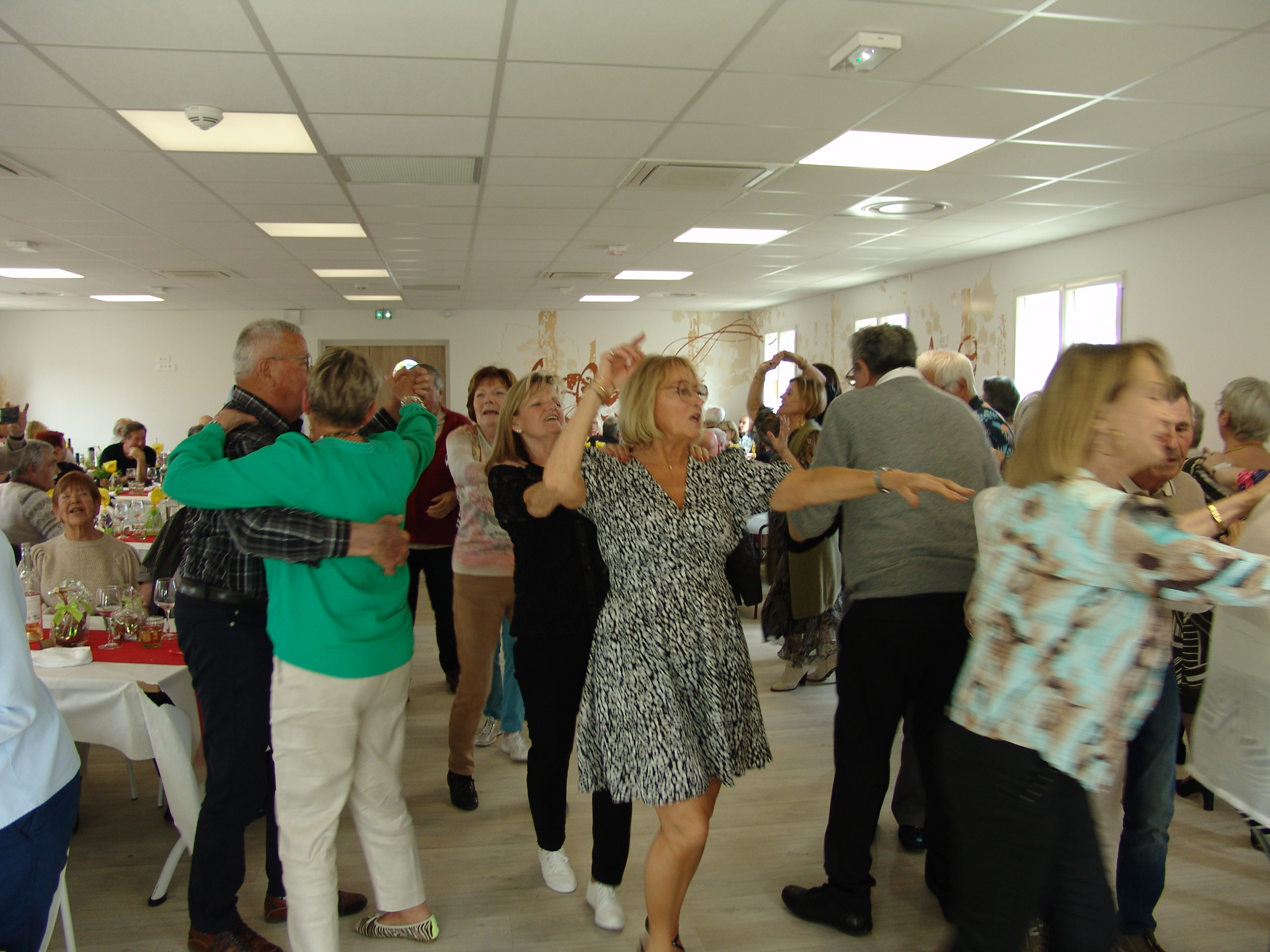 04 repas remise des lots 89 