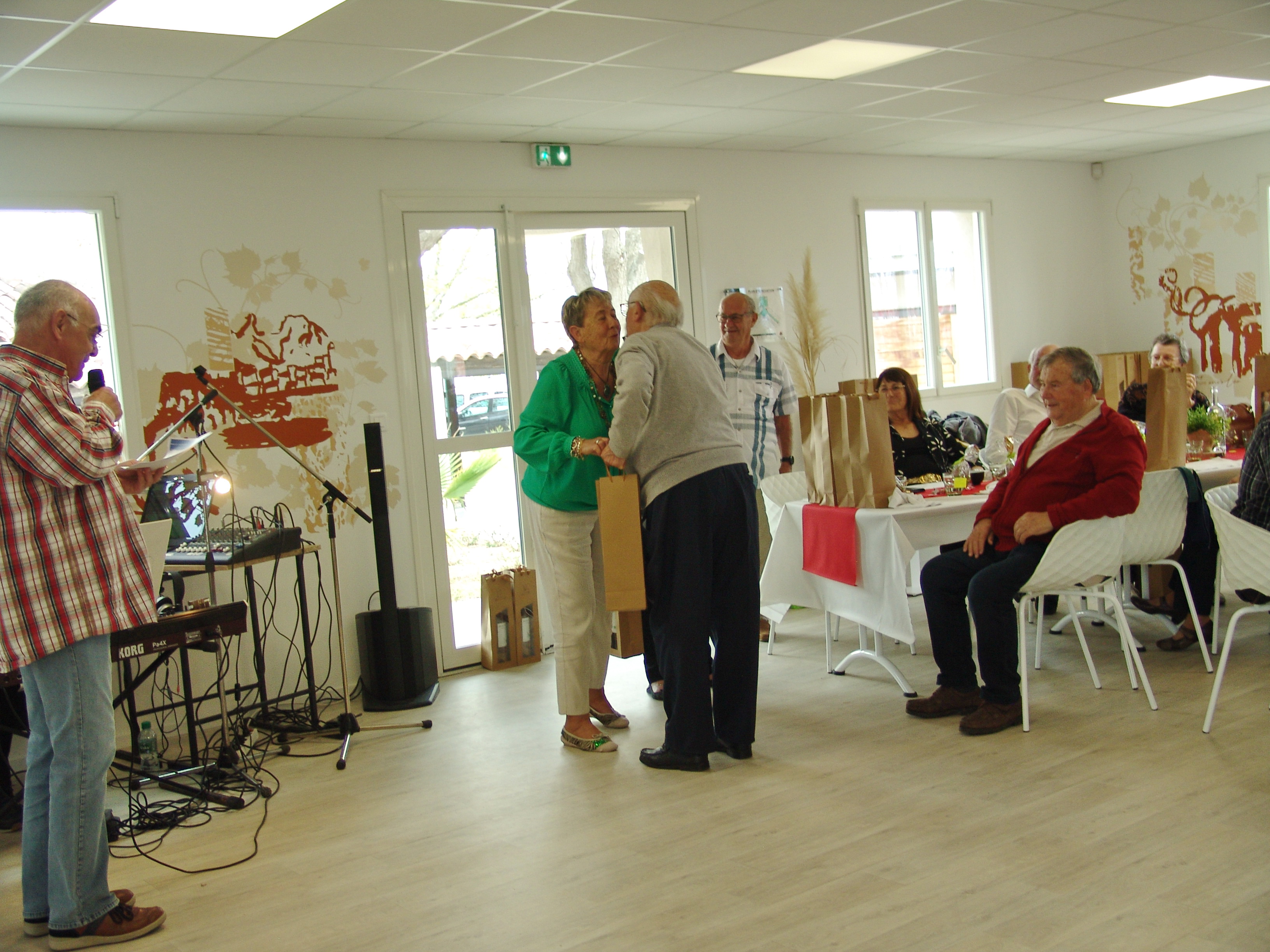 04 repas remise des lots 197 