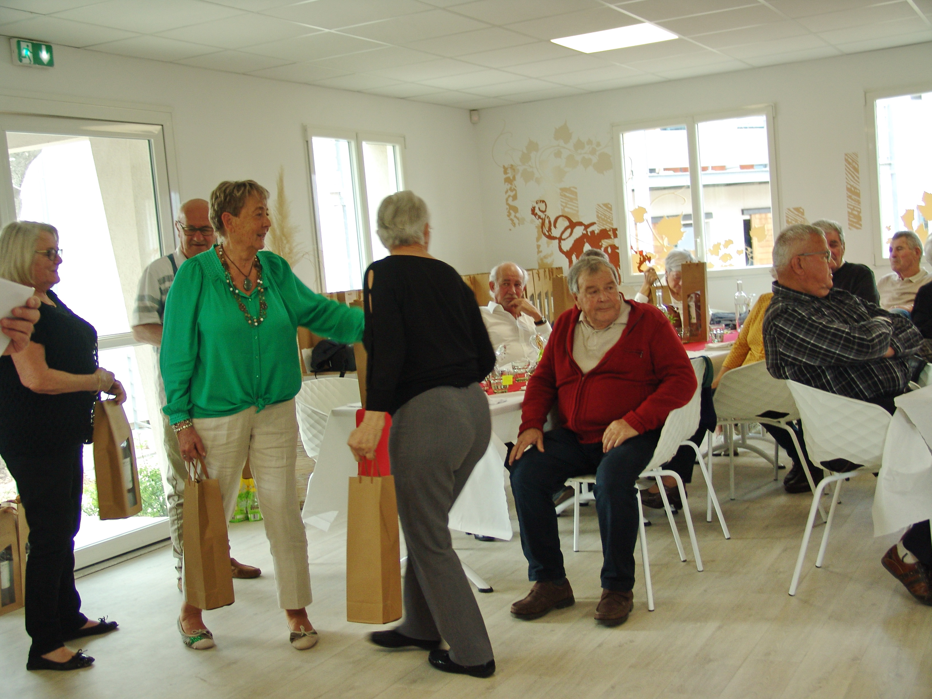 04 repas remise des lots 183 