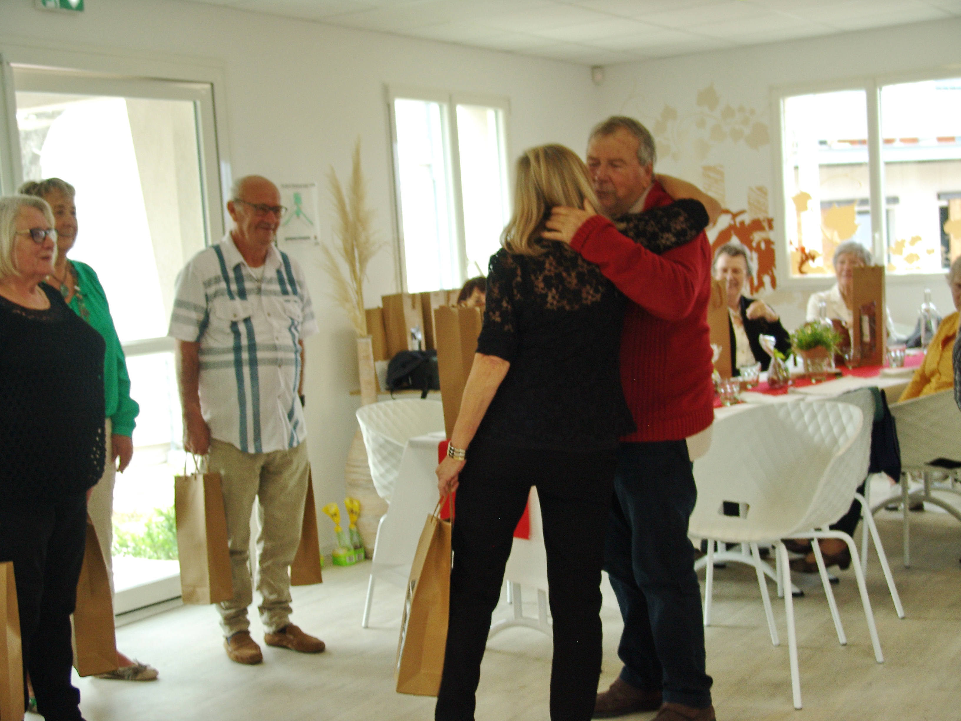 04 repas remise des lots 168 