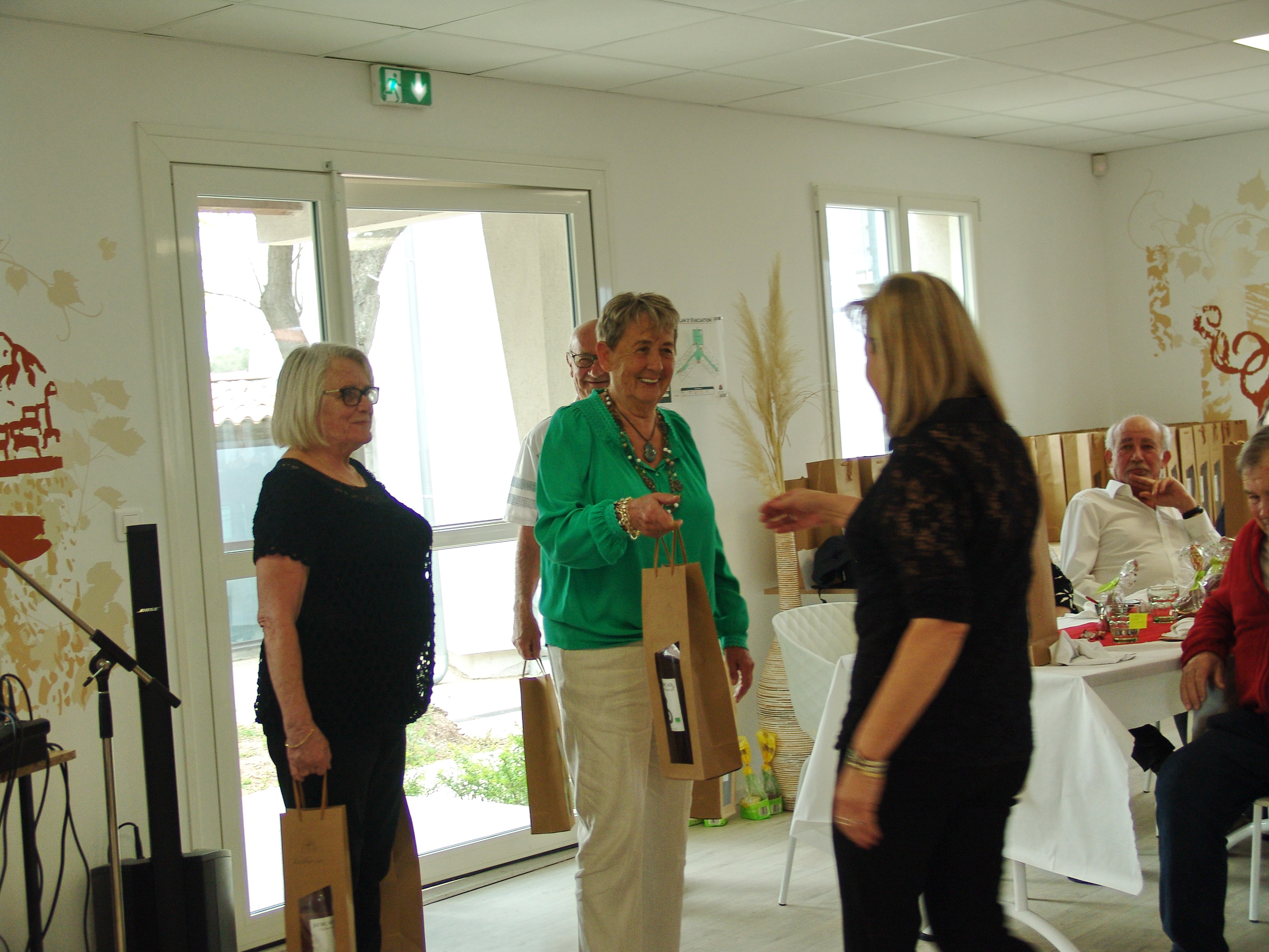 04 repas remise des lots 166 