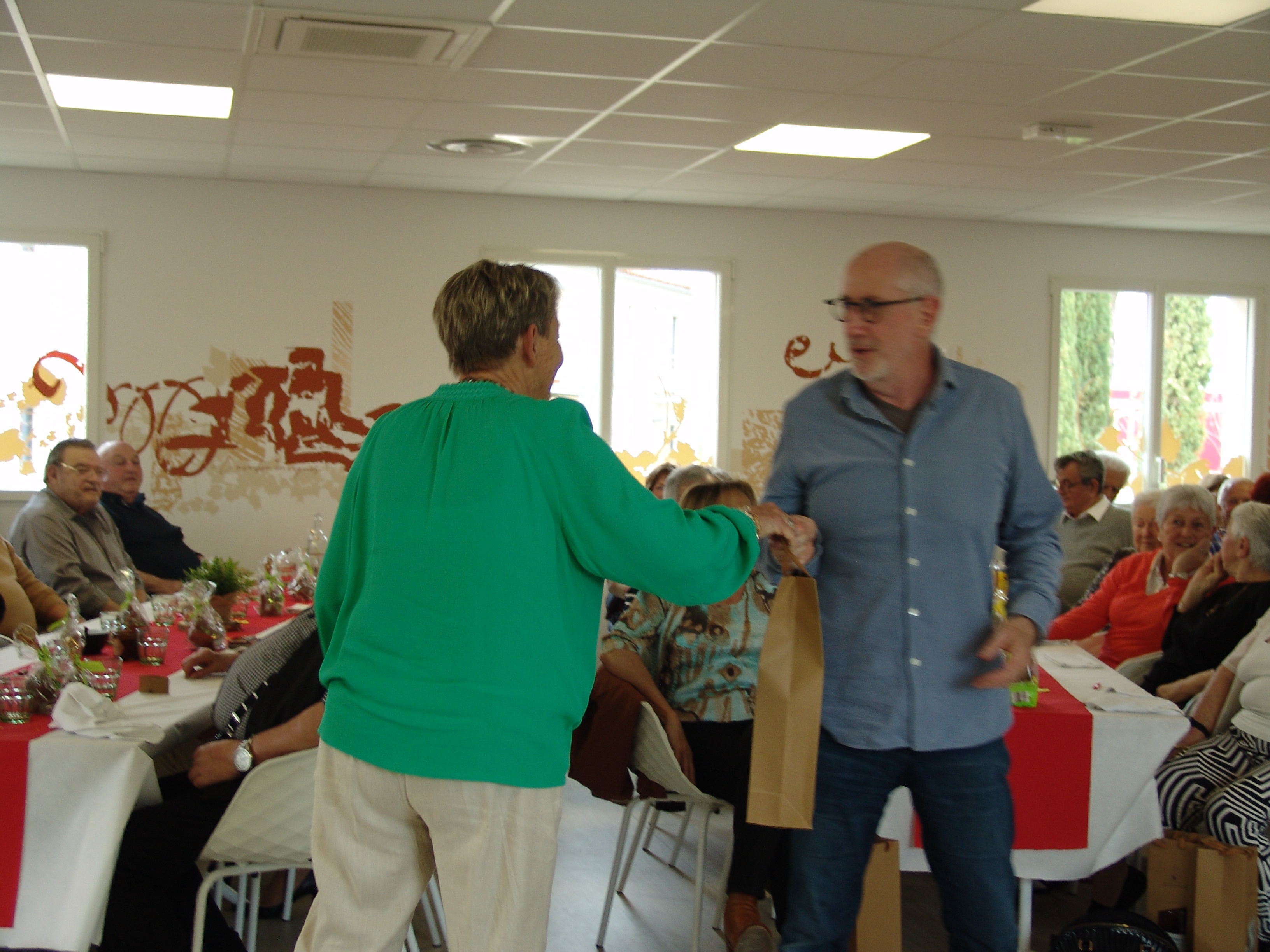 04 repas remise des lots 155 