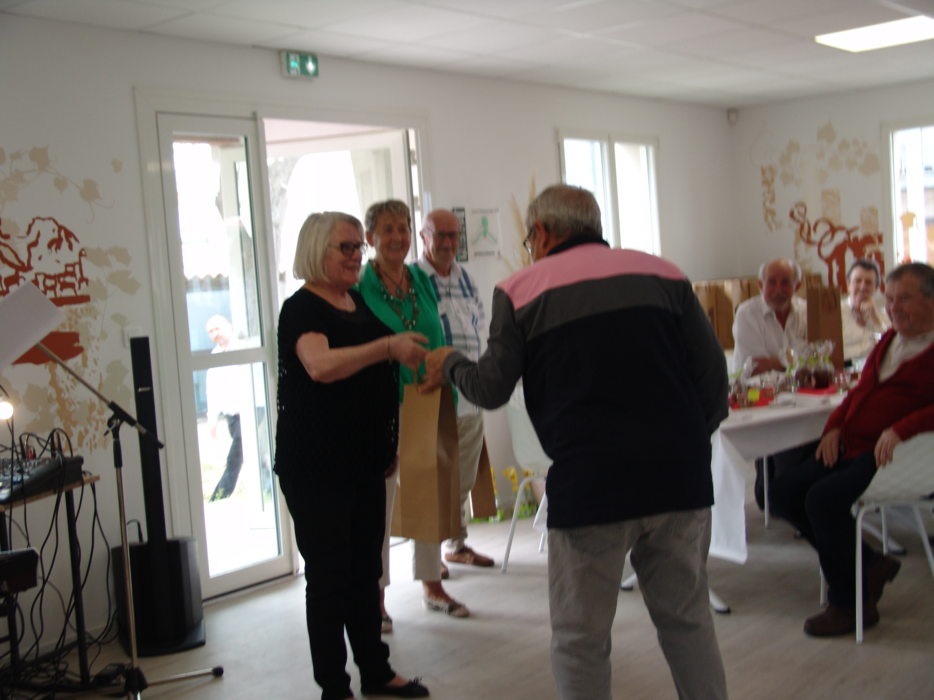 04 repas remise des lots 148 