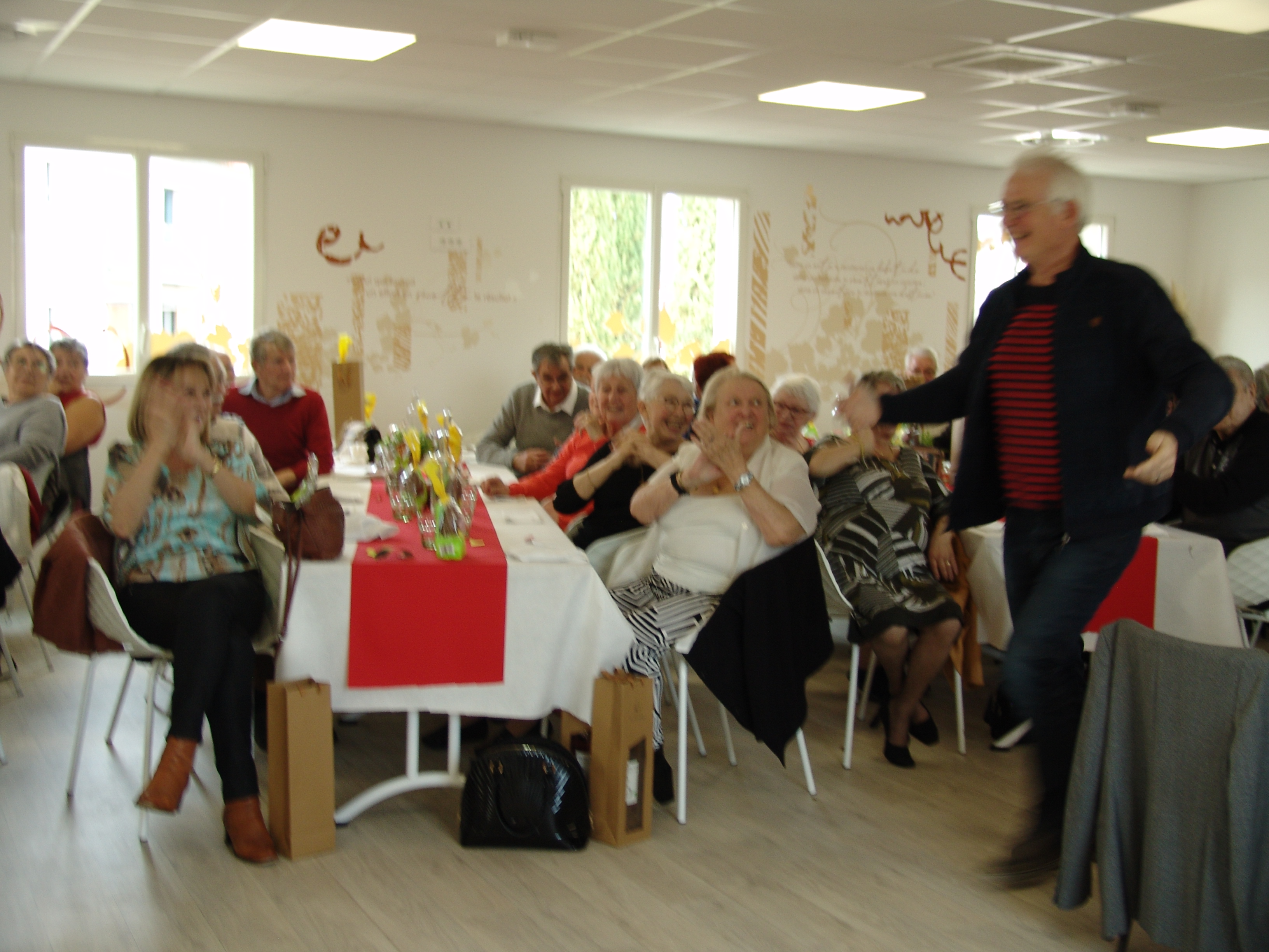 04 repas remise des lots 144 