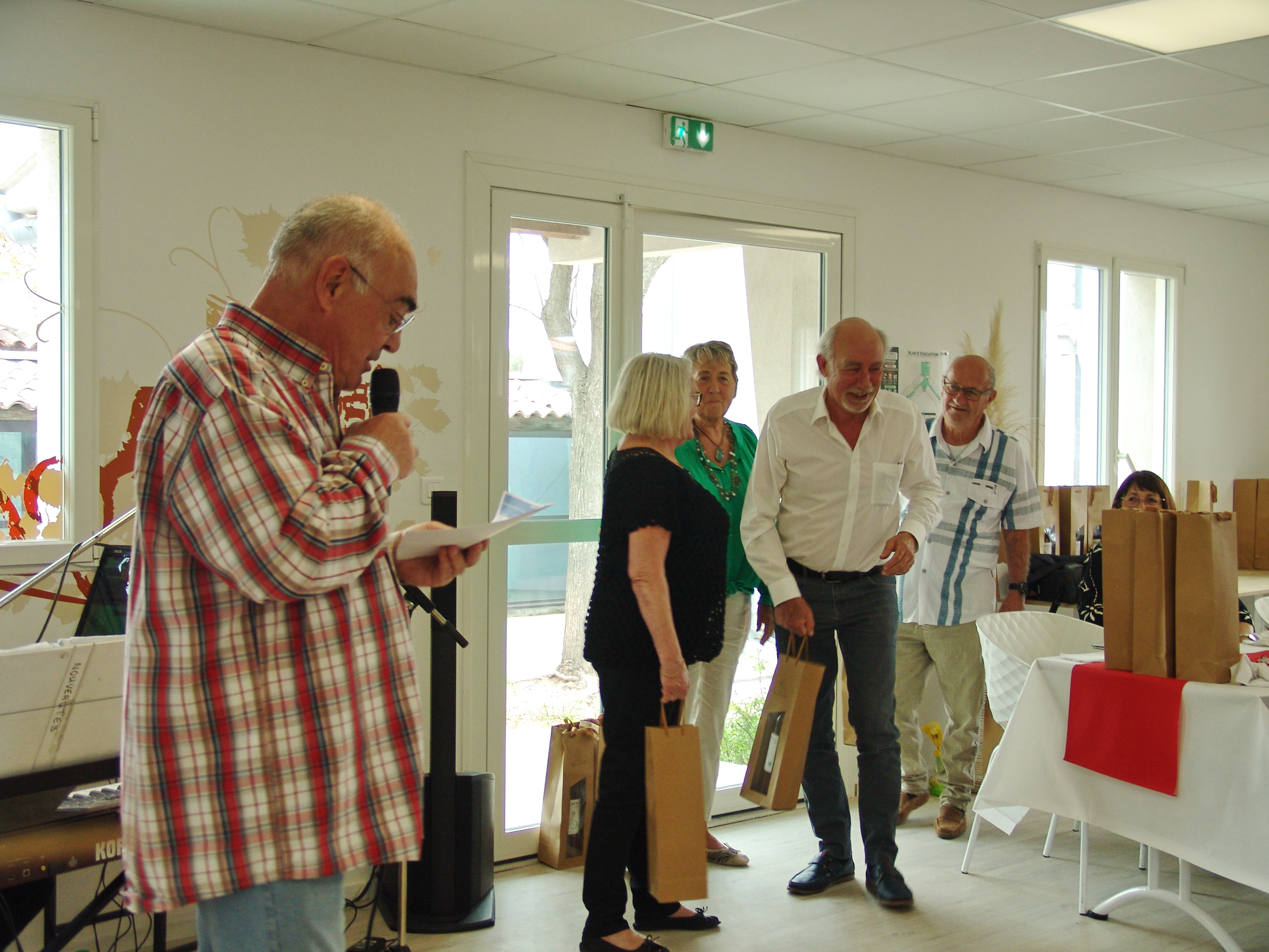 04 repas remise des lots 218 