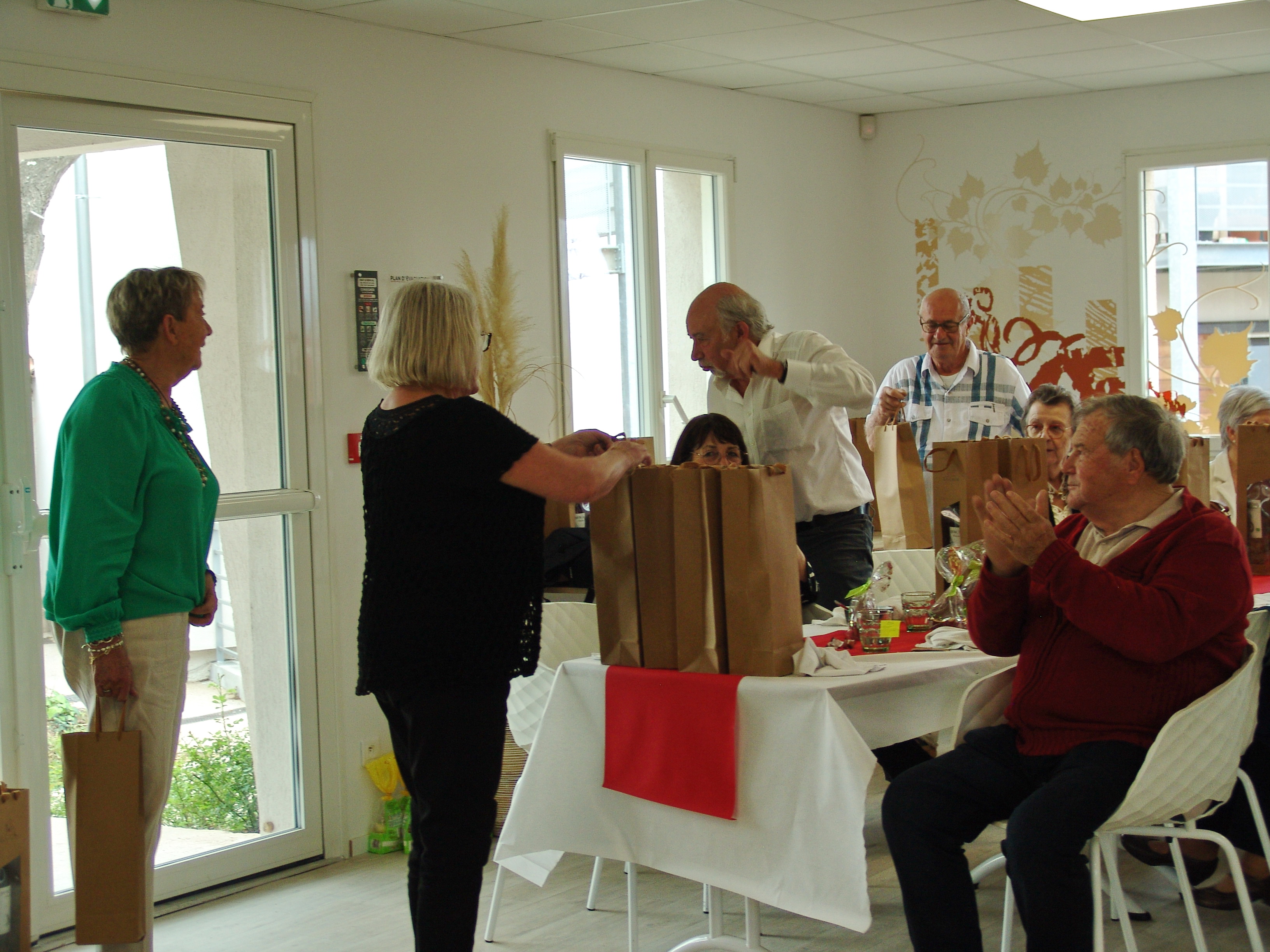 04 repas remise des lots 216 