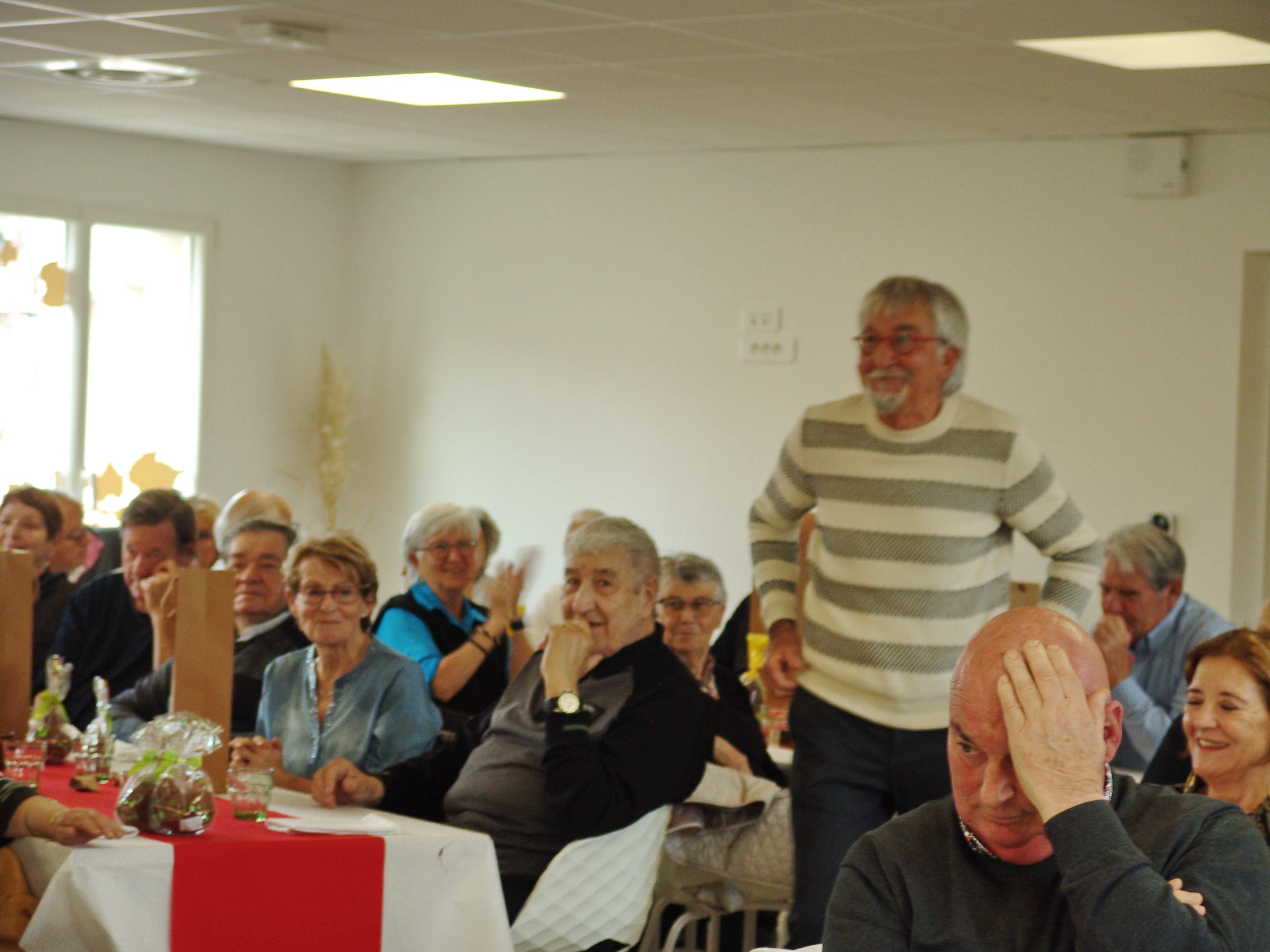 04 repas remise des lots 208 