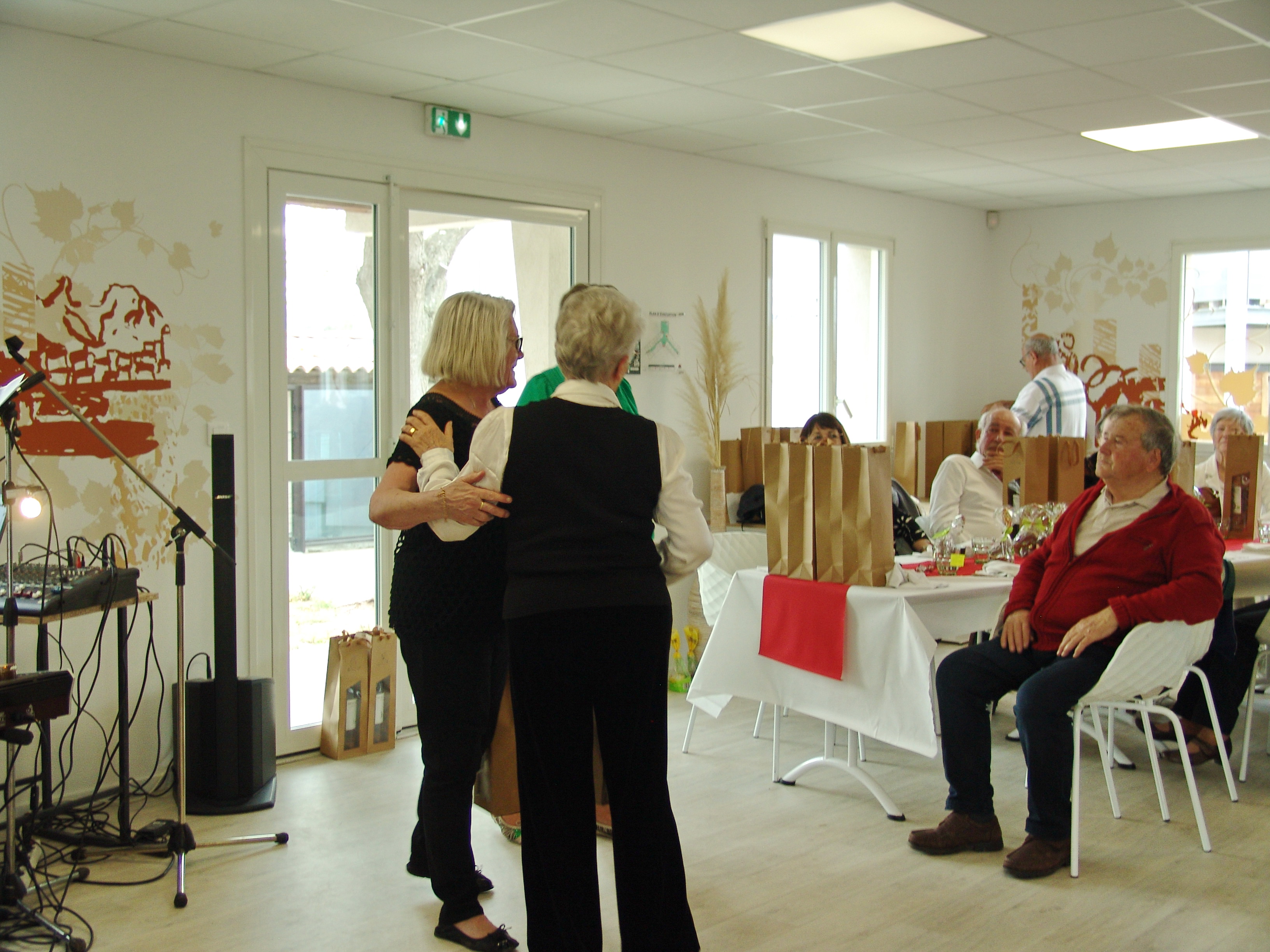 04 repas remise des lots 204 