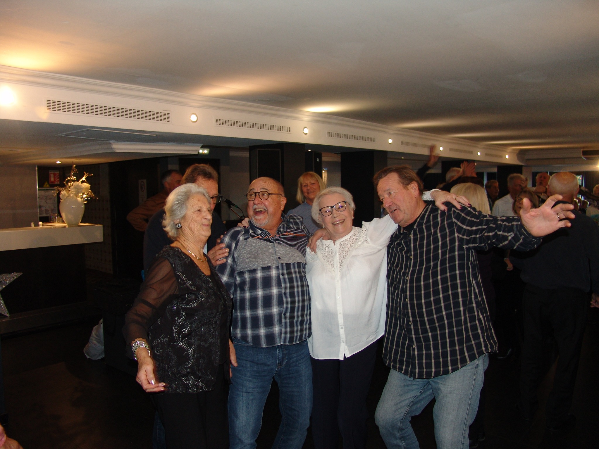 476816999 1392139358420116 2784615073740875443 n