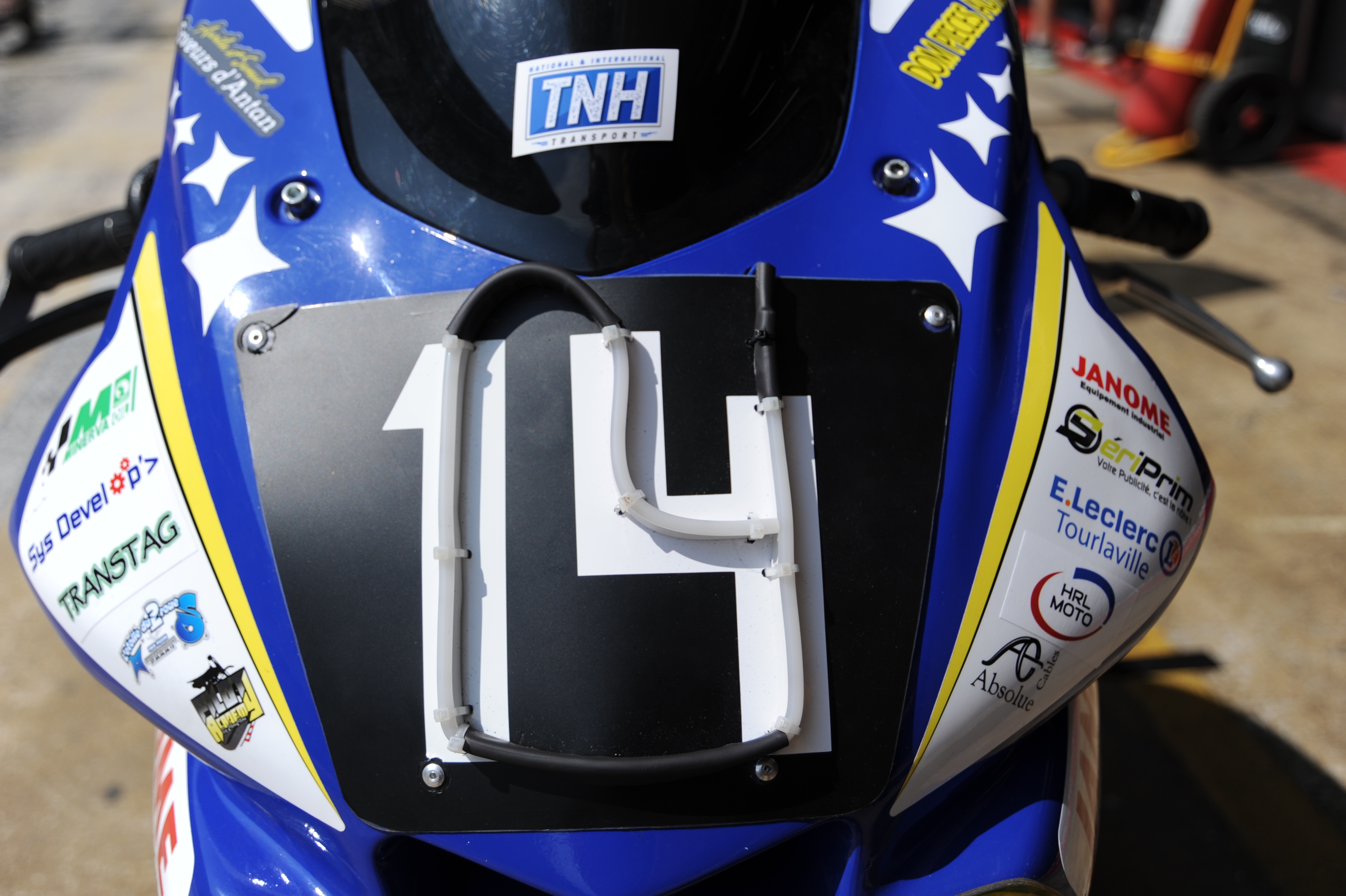 Moto face