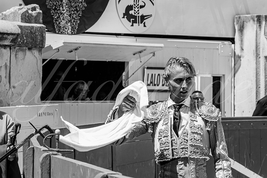 20230528 nimes nov 015