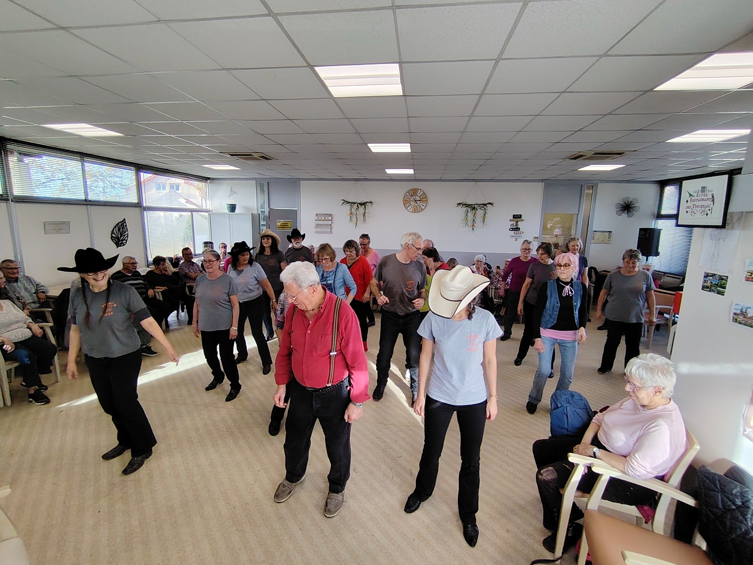 Démonstrations au foyer des Pincerais