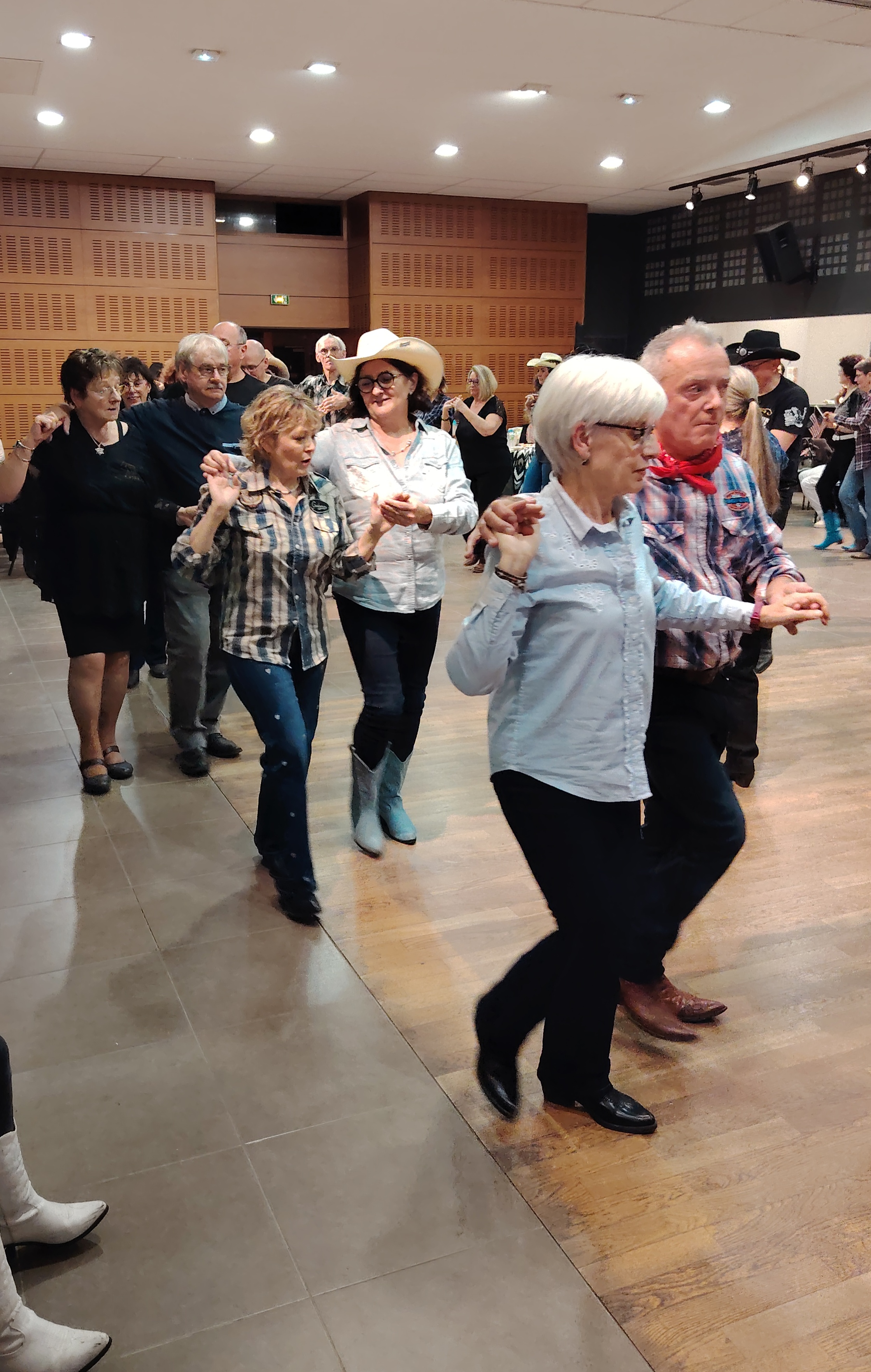 Img 20251129 205337 edit 585993759241303