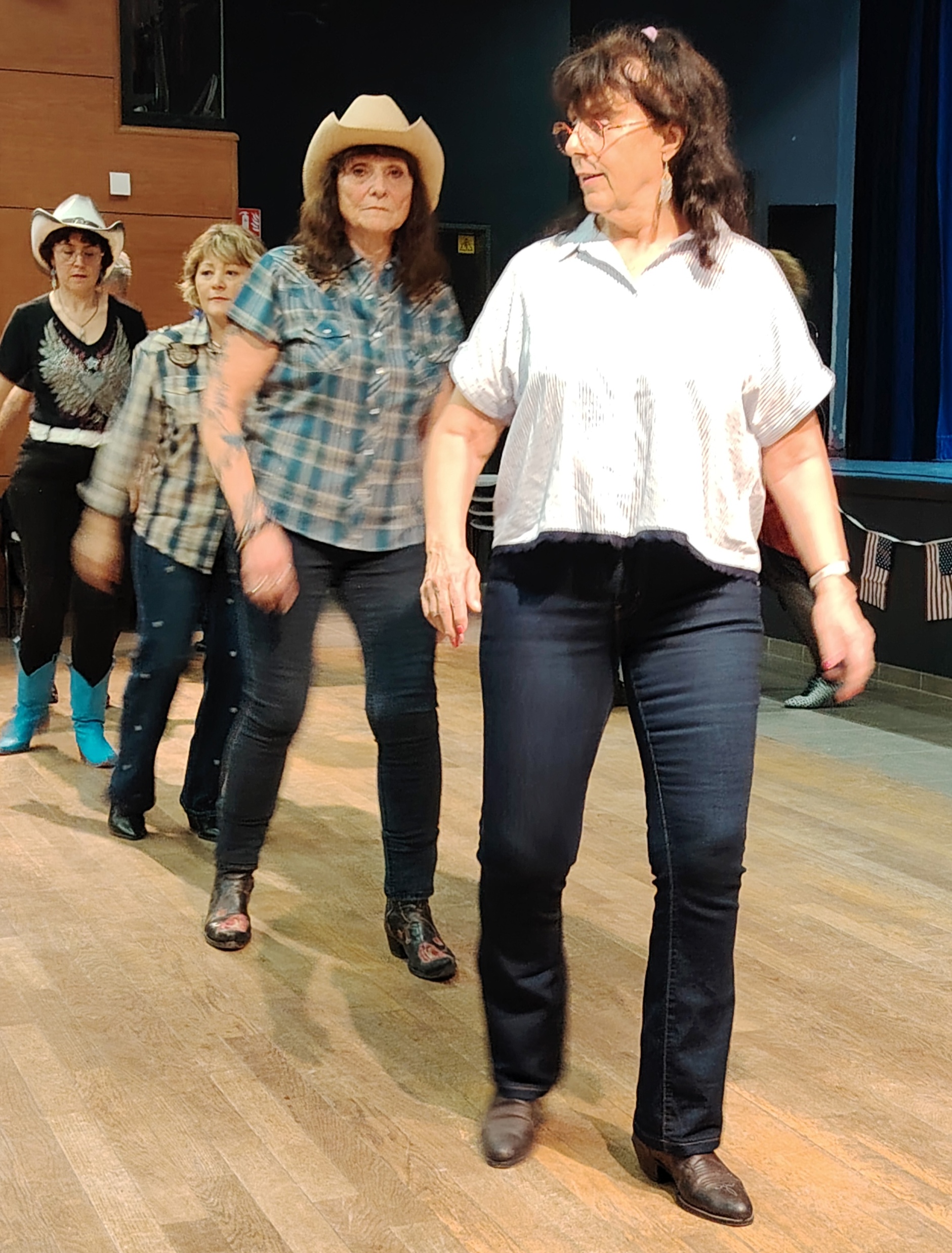 Img 20251129 201206 edit 583330855184402