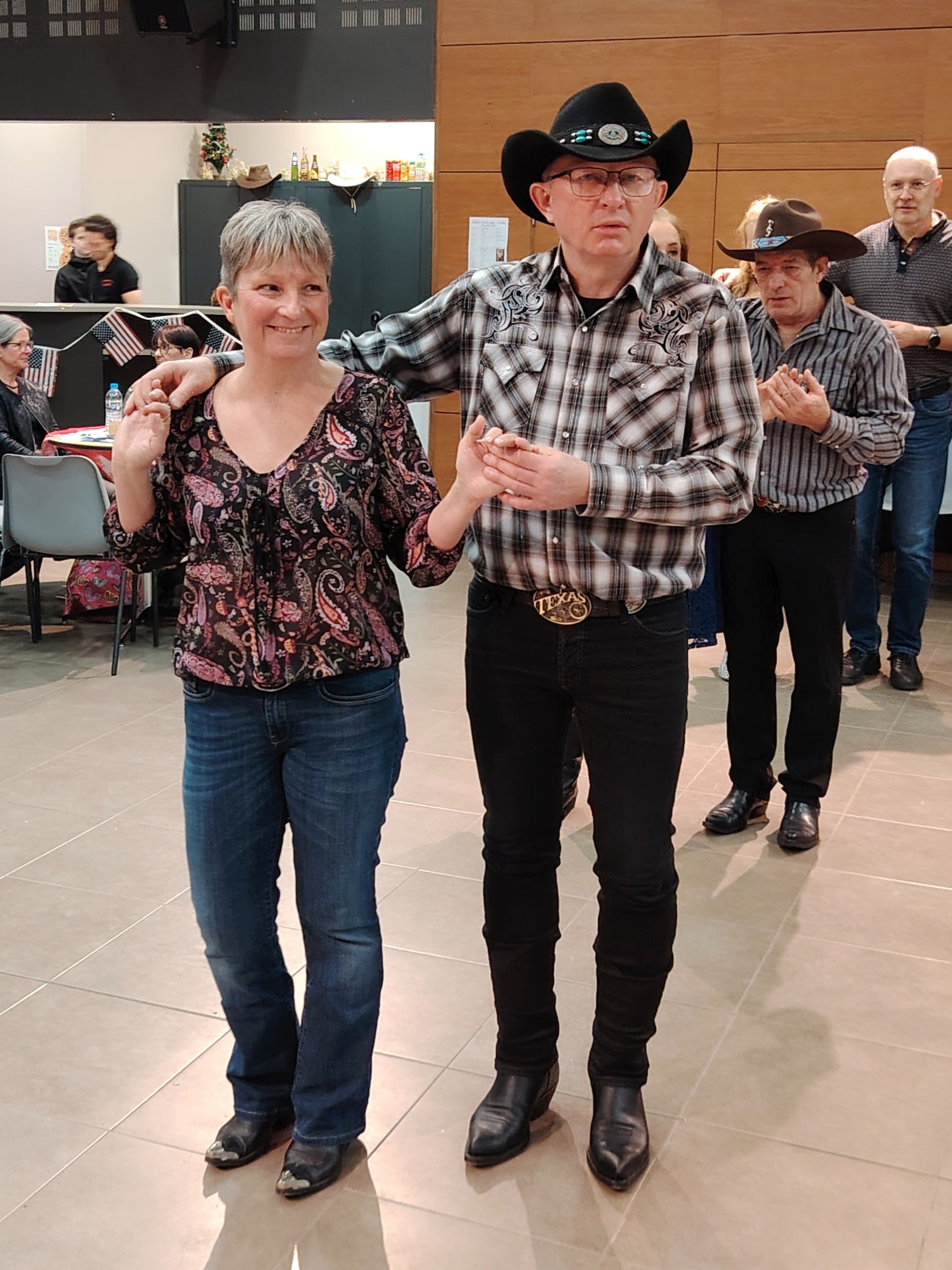 Img 20251129 192858 edit 581046834297565