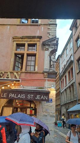 Lyon-04