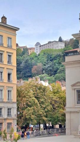 Lyon-01