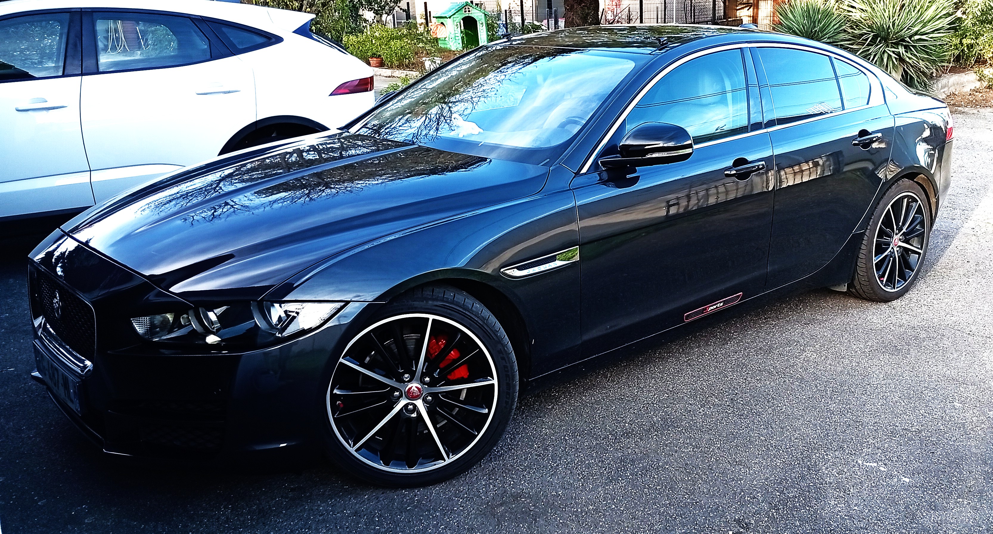 Jaguar r sport prestige limited 9 