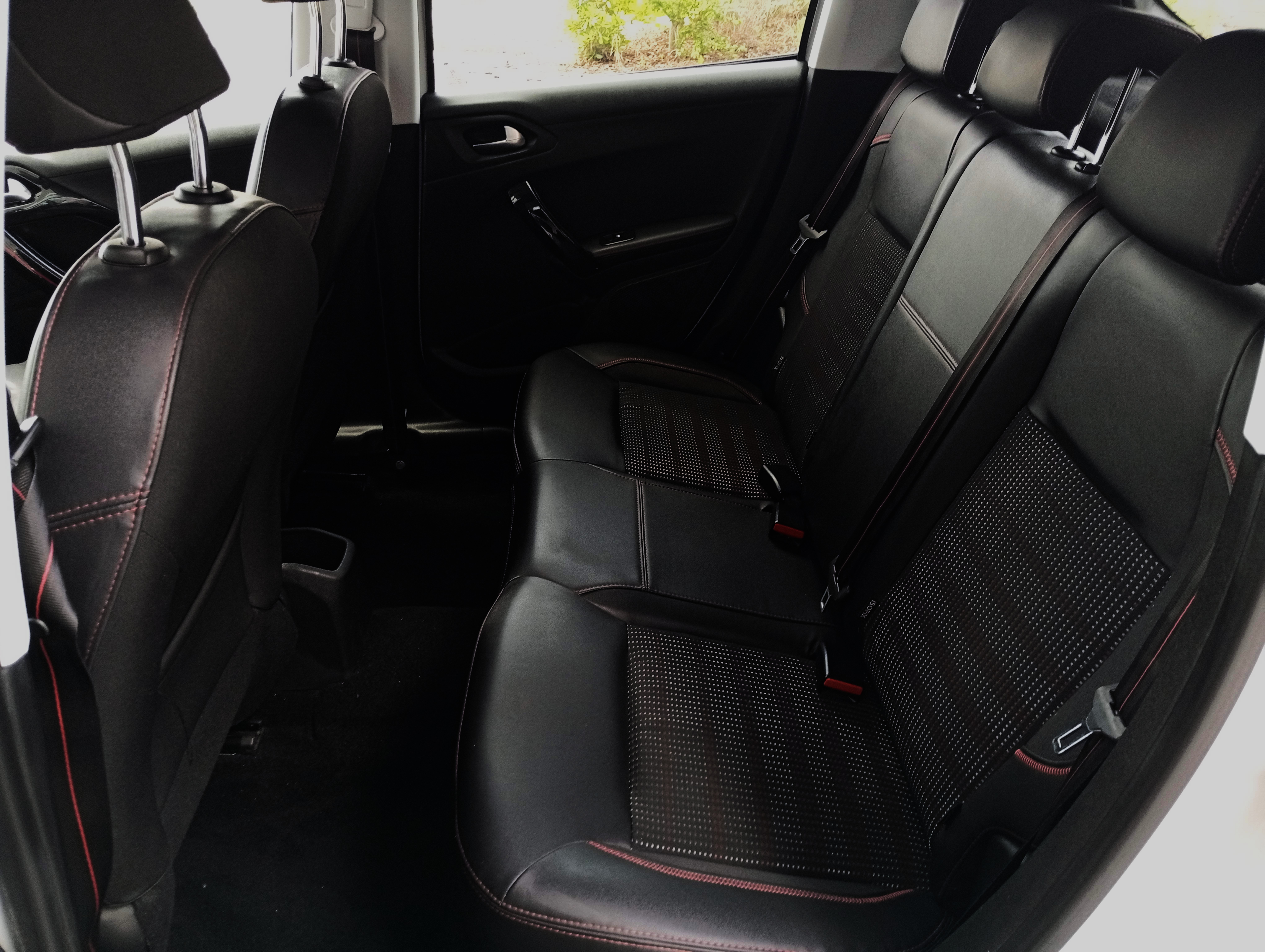 208 gt line 120 hdi 15 