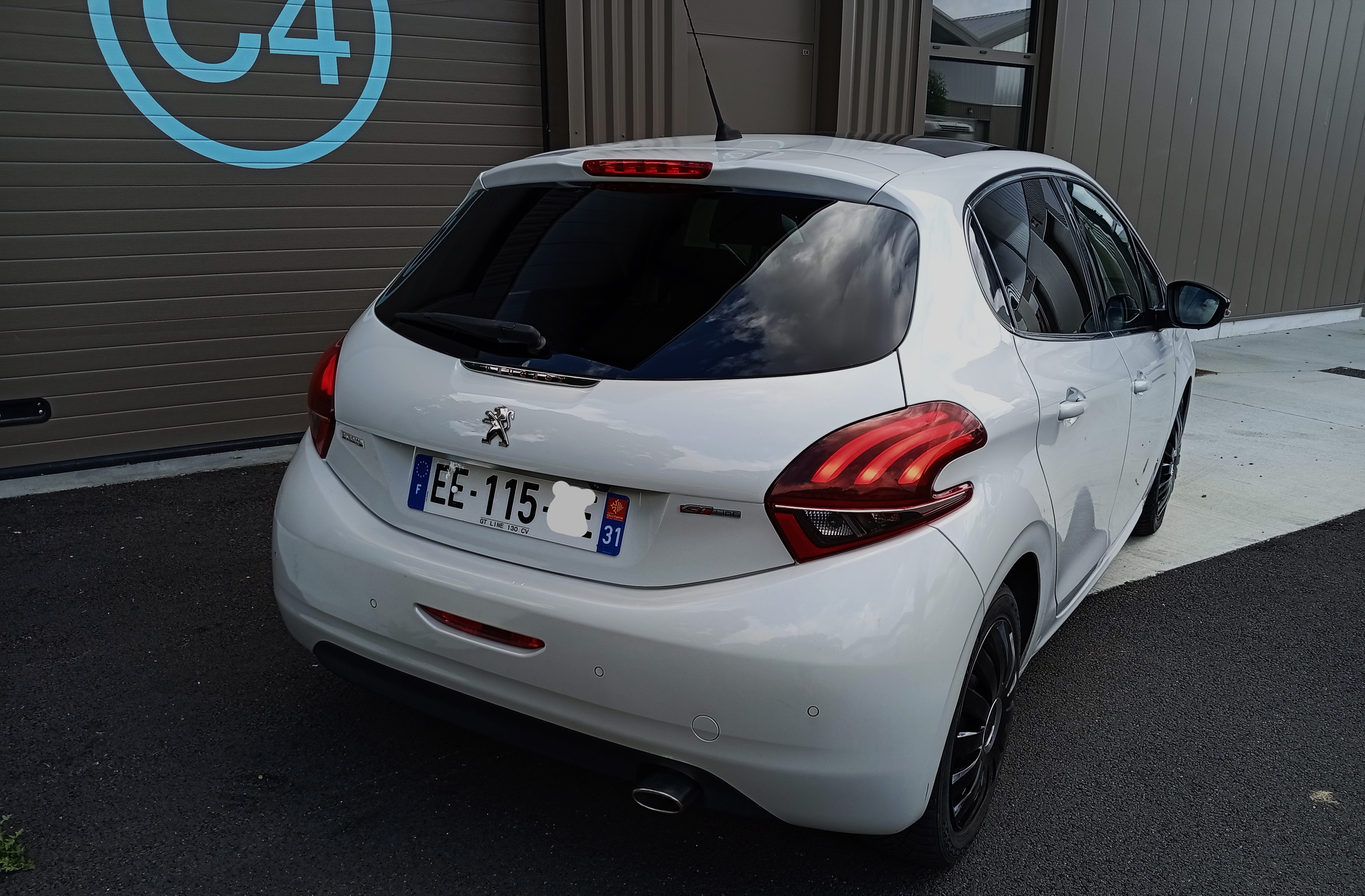208 gt line 120 hdi 13 
