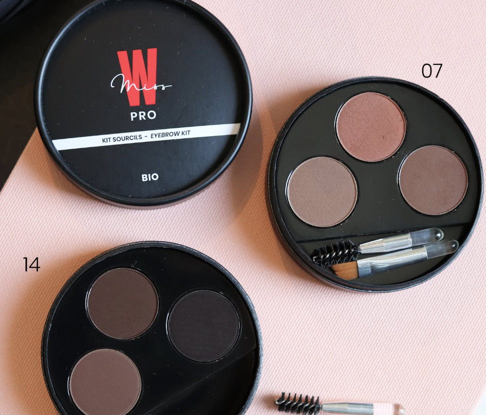 Miss w kit sourcils
