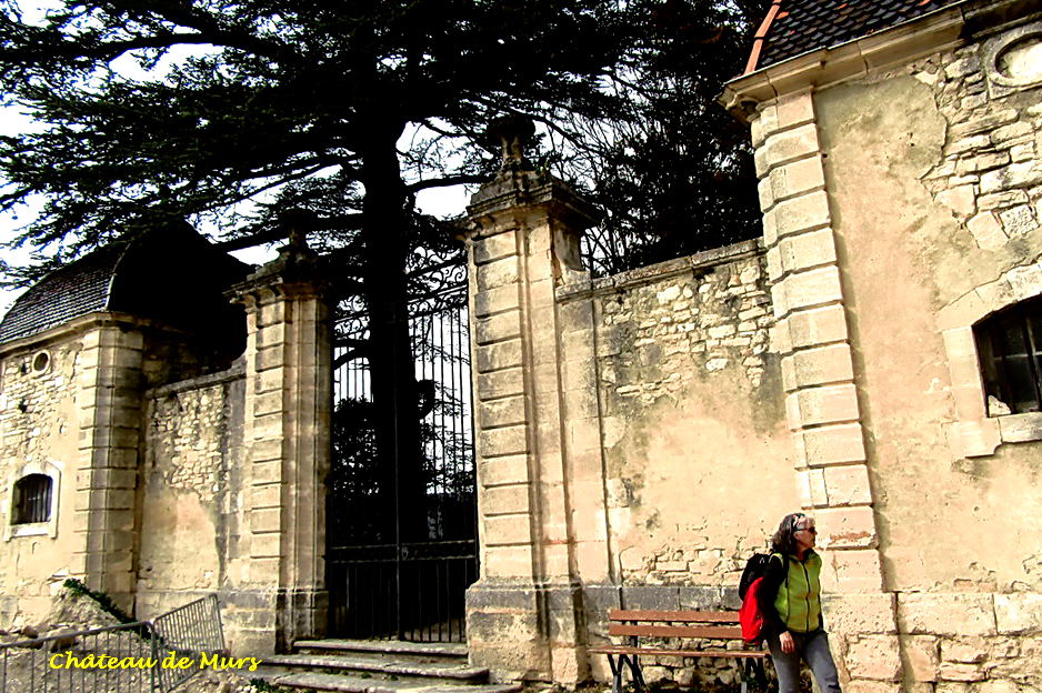 22 chateau de murs a