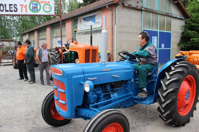 21e re tro mobil en boudeville dompierre rmcd004