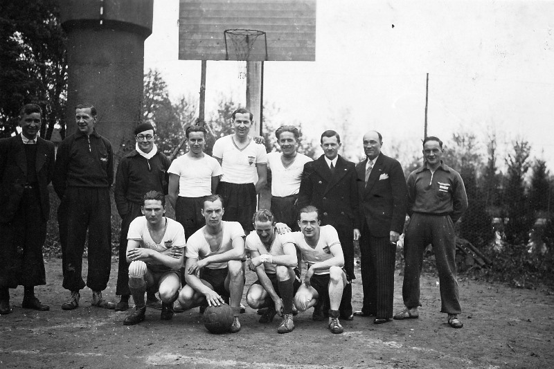 1938 cdv a darney