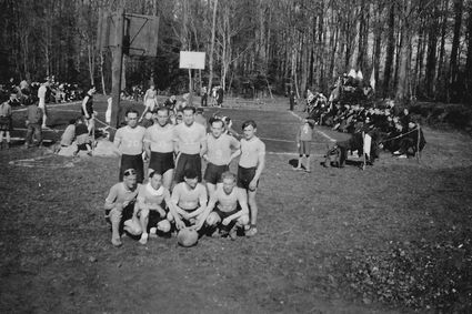 1944 equipe masculine a hennezel
