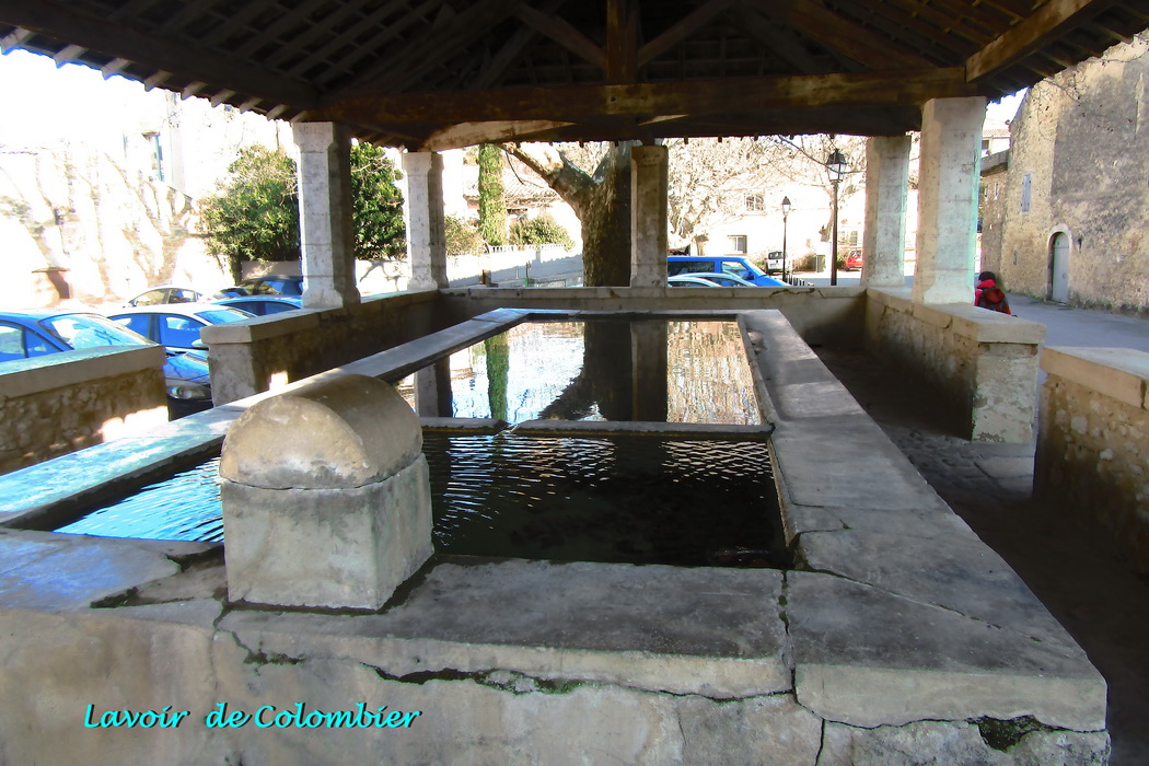 20 lavoir de colombier