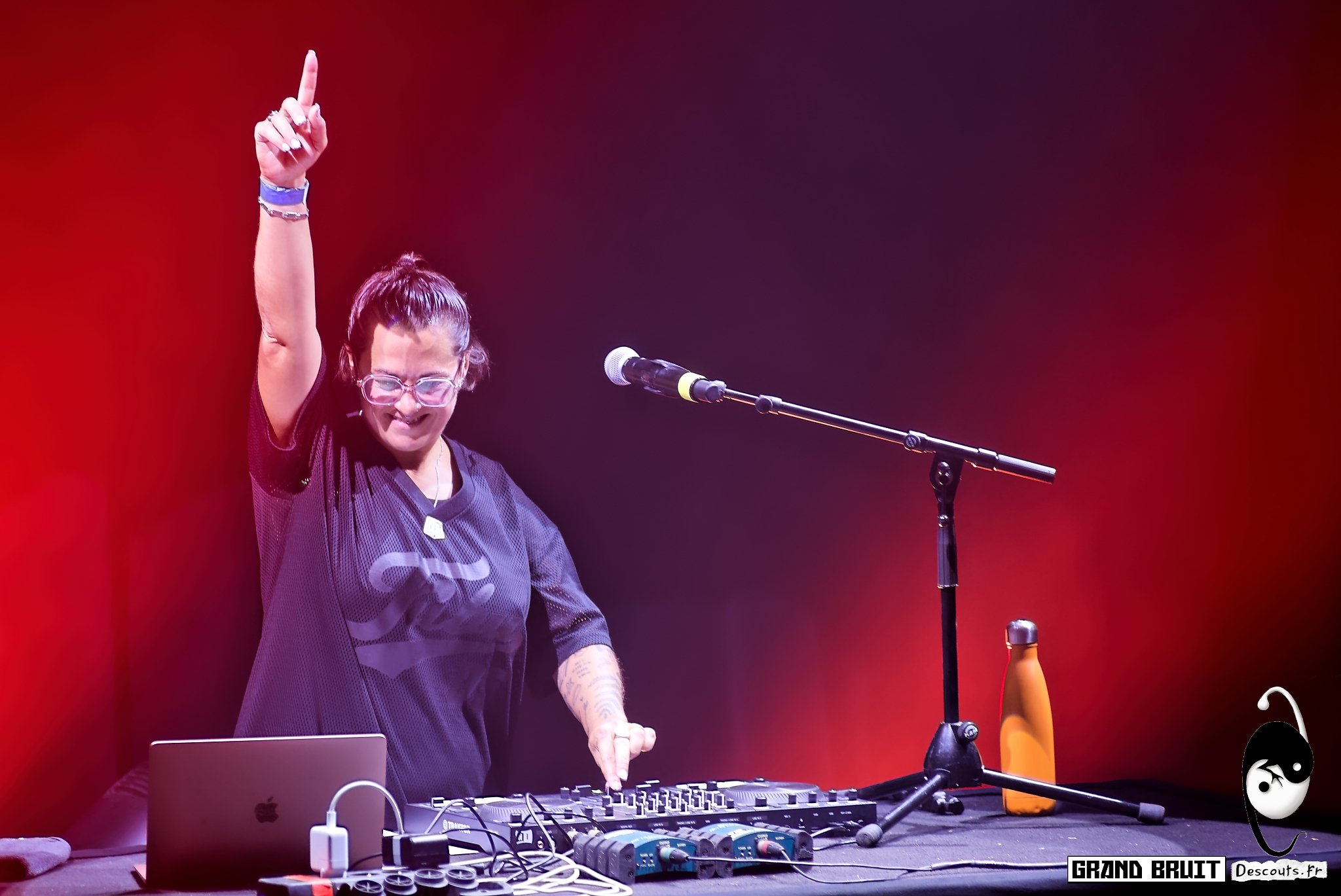 Grand-Bruit-079 facebook