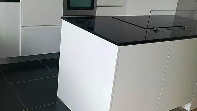 Cuisine blanche et noire