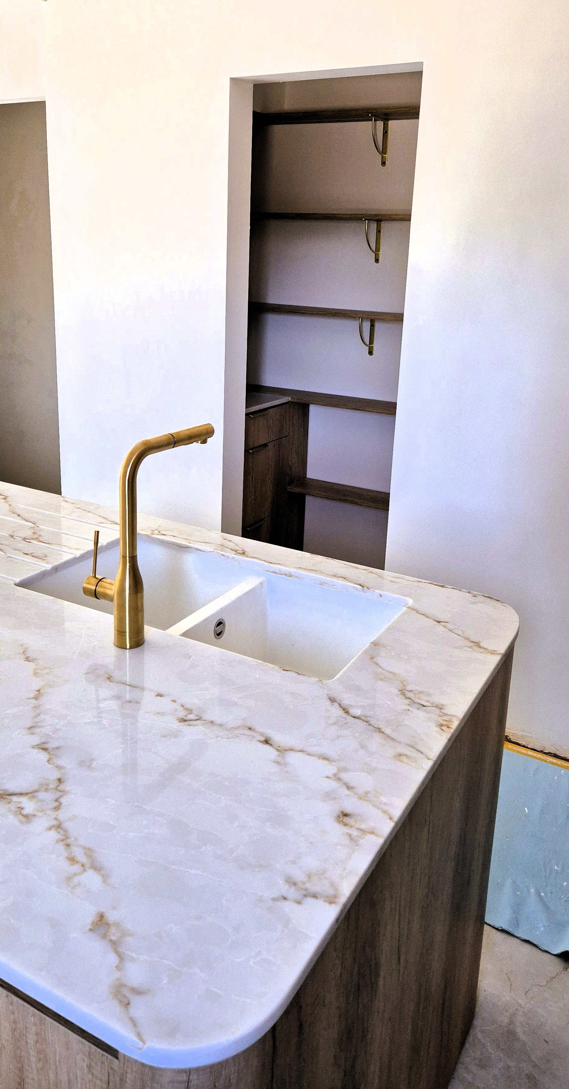 Dekton veines dorees