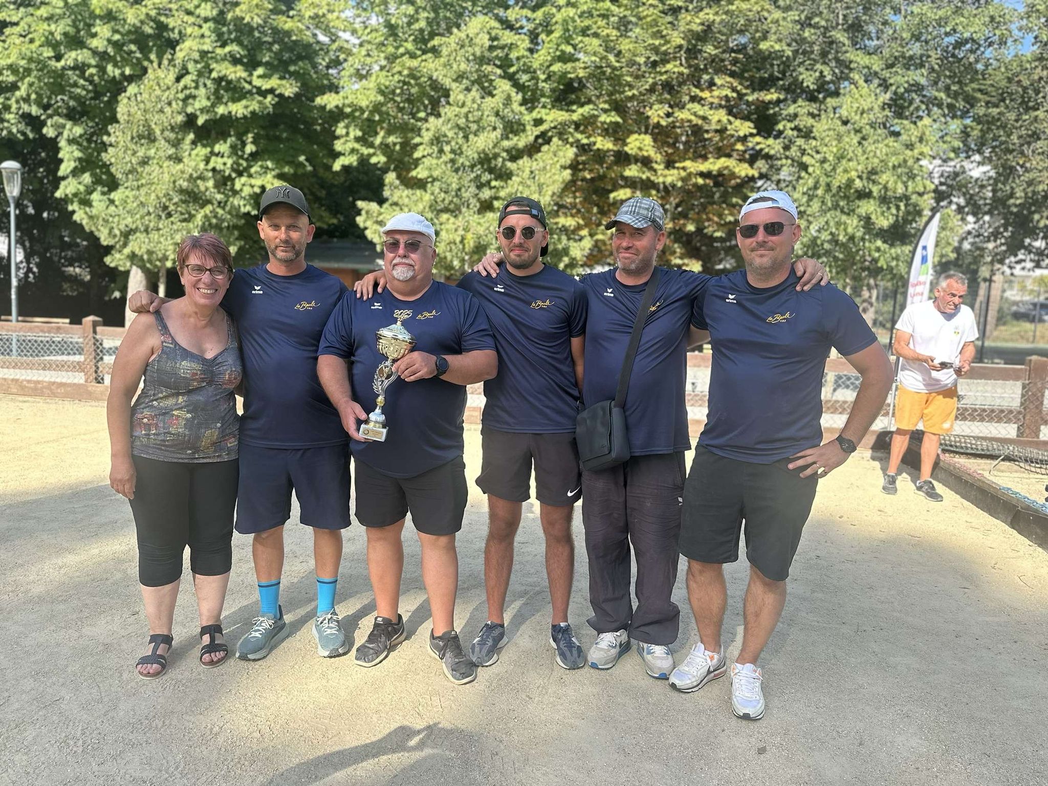 L-equipe-de-l-U-B-B-championne-regionale-en-quadrette-M3-qualifiee-pour-le-championnat-de-France-les-18-19-et-20-juillet-a-DARDILLY-1-