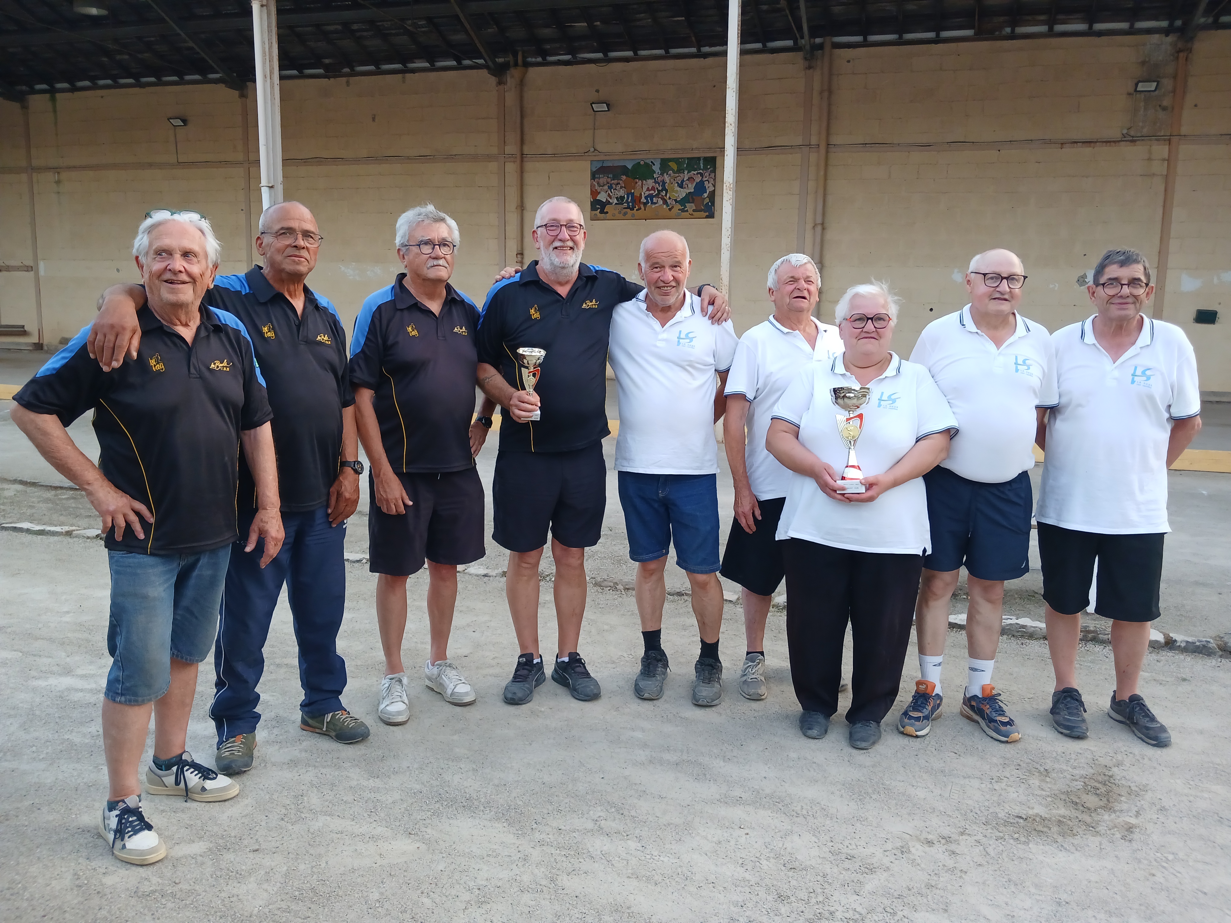 L-equipe-de-l-U-B-B-vice-championne-regionale-veterans-au-Mans-en-2026-1-