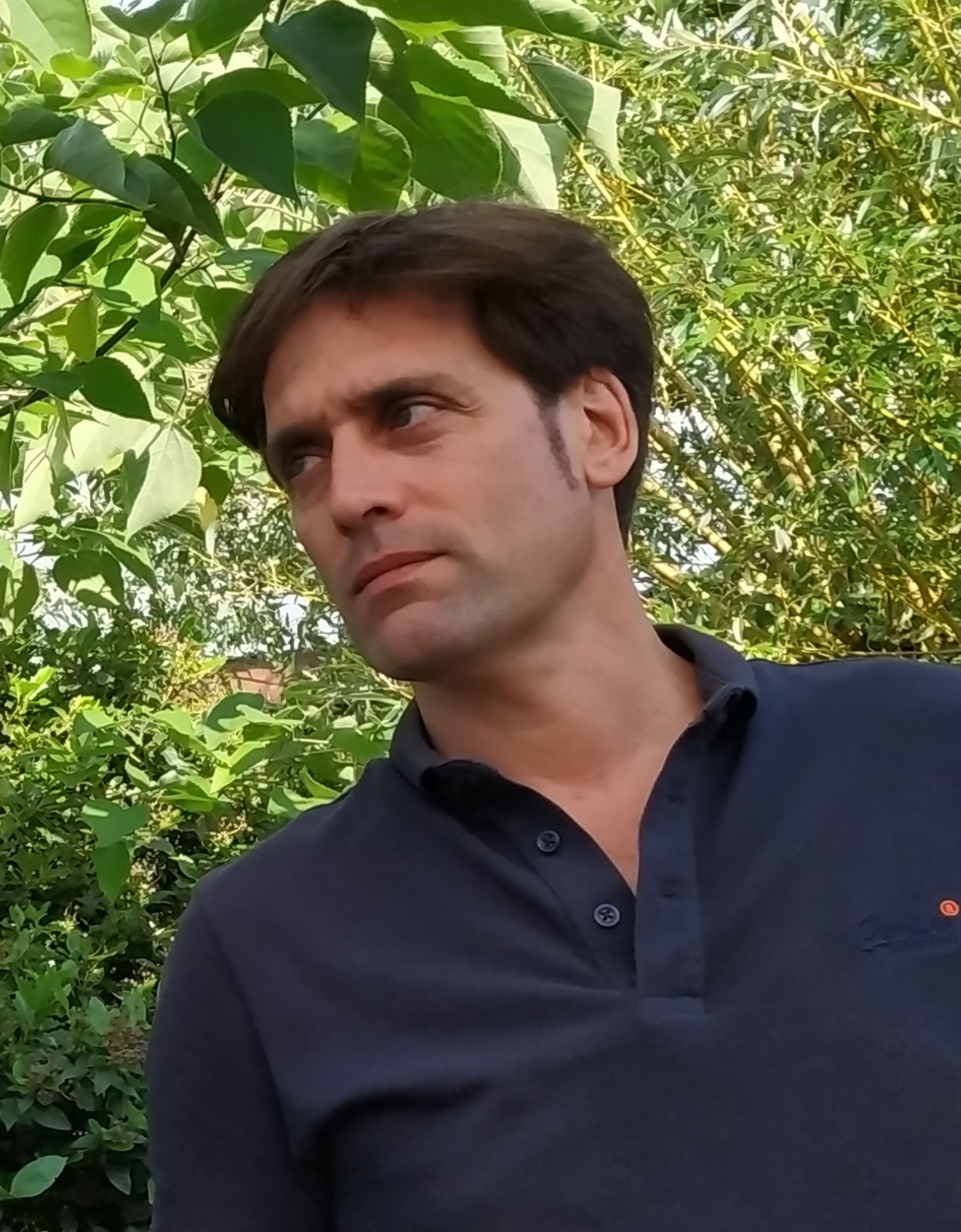 Romain Lalanne, expert passionné par les piscines d’exception et les aménagements paysagers personnalisés.