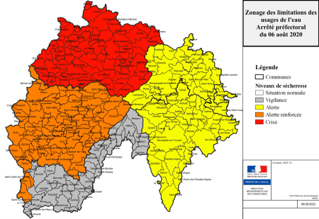 Mairie de Saint-Georges dans le Cantal appartenant à la communauté de communes de Saint-Flour (Saint-Flour Agglo) : carte de sécheresse été 2020