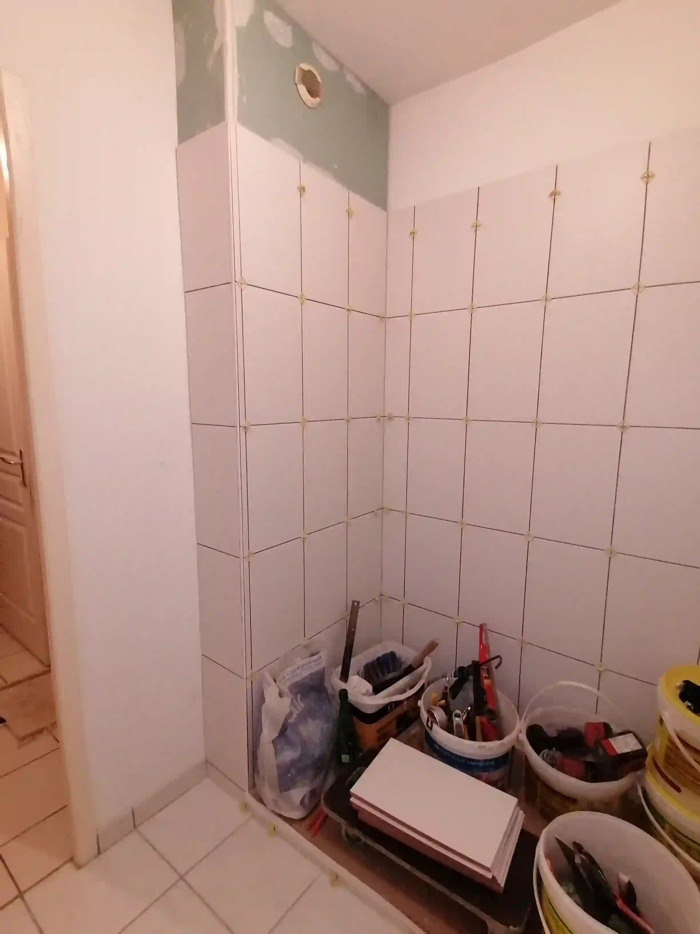Photo salle de bain apret creation doublage placo pose faieance et vmc a vertou ets mipe