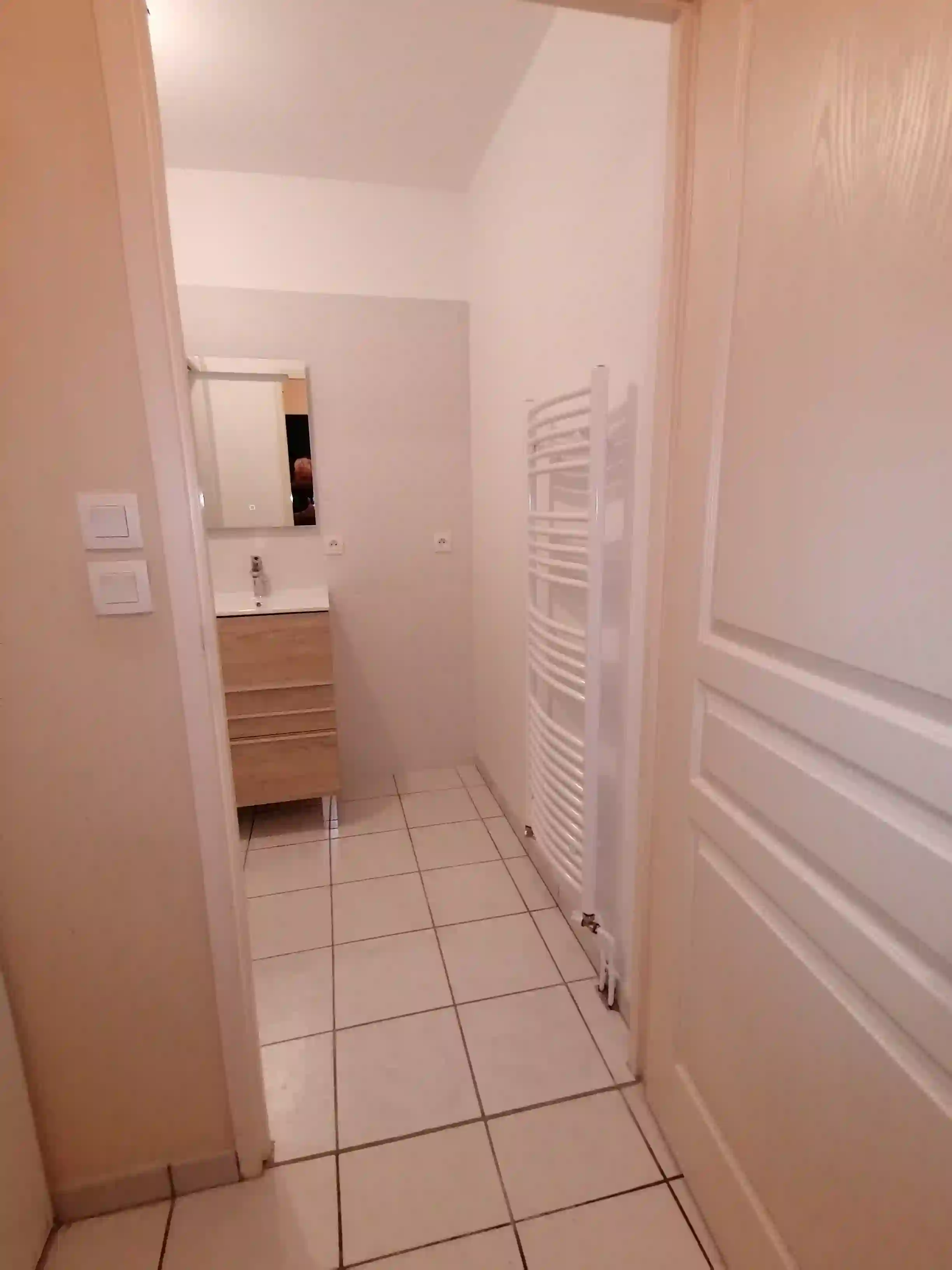 10 entree de salle de bains refaite a vertou 44