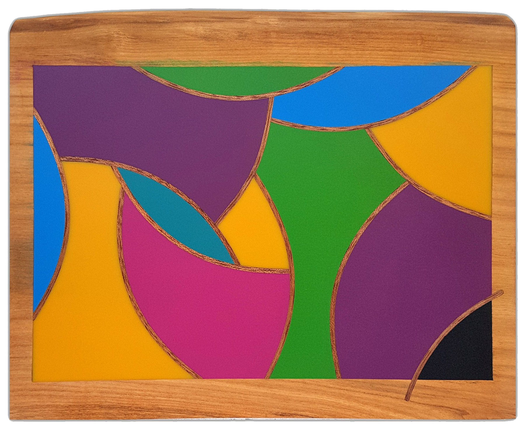 Imbricatio : sculpture cloisonnée Selestica mettant en scène des formes géométriques imbriquées par David Vereecken.

