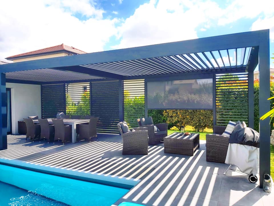 Pergola solisysteme avec brise soleil et zip 1