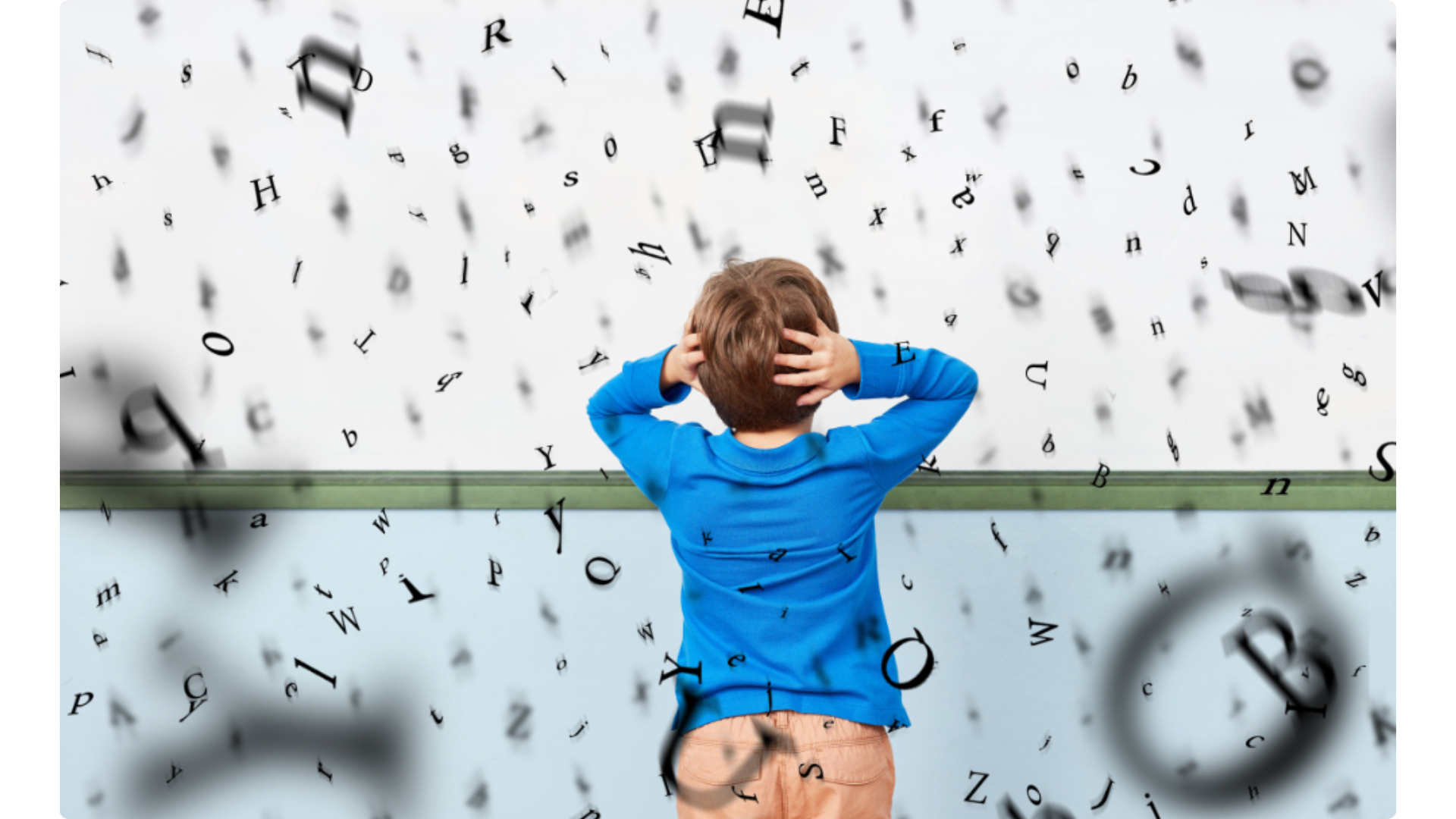 Image représentant un enfant en difficulté scolaire