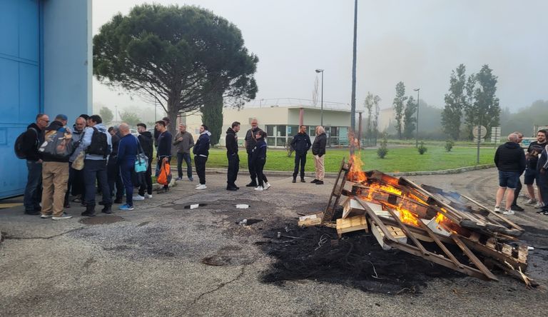 Manifestation au centre pénitentiaire du Pontet