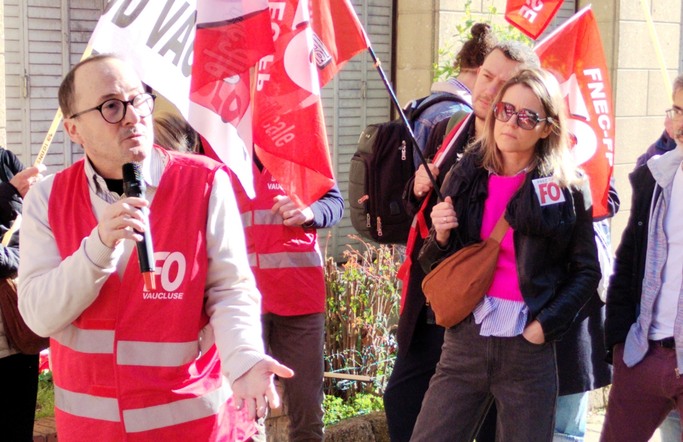 Rassemblement contre la départementalisation des remplaçants