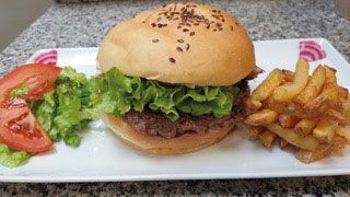 O-carre-rouge-hamburger