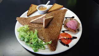 O-carre-rouge-galette