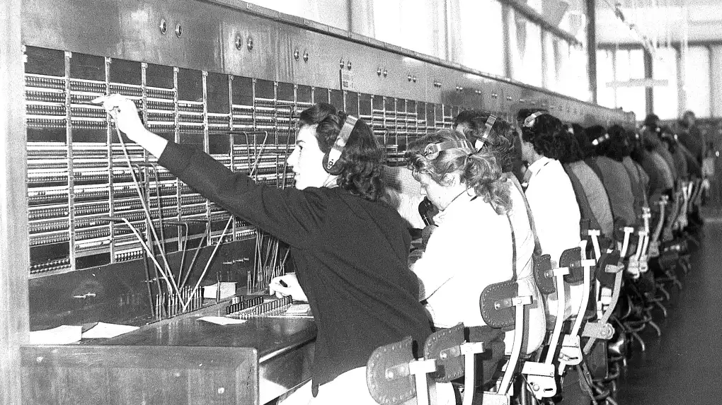 Demoiselles du tel annees 1950