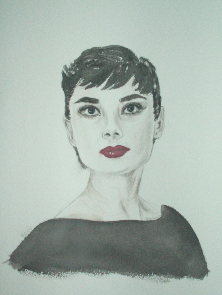 067 audrey hepburn face